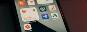 Comparação entre Google Ads e Facebook Ads para empresas