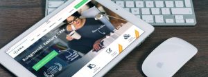 Design de site responsivo adaptado para dispositivos móveis e desktops.
